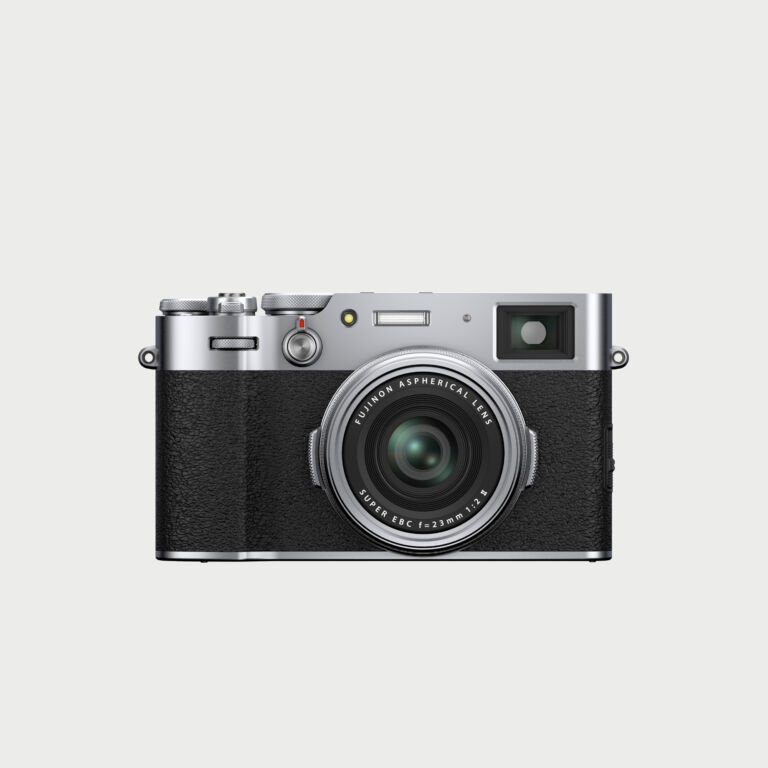 Fujifilm X X100vi Body Silver Fujifilm X X100vi Body Silver