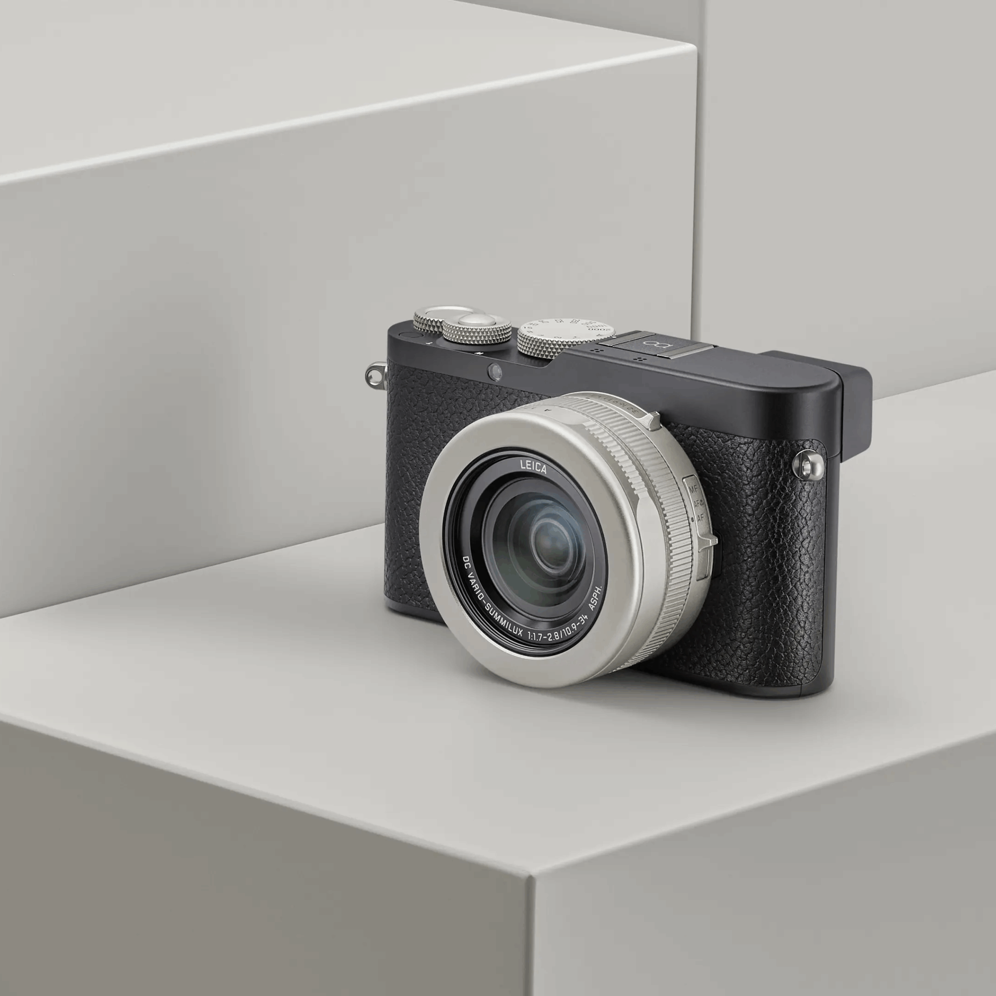 Leica D Lux 8 100 Years Of Leica Edition Leica D Lux 8 100 Years Of Leica Edition