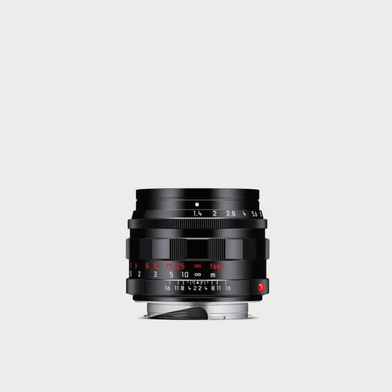 Leica Summilux M 50mm F 1 4 Glossy Black Paint Finish Lens Leica Summilux M 50mm F 1 4 Glossy Black Paint Finish Lens
