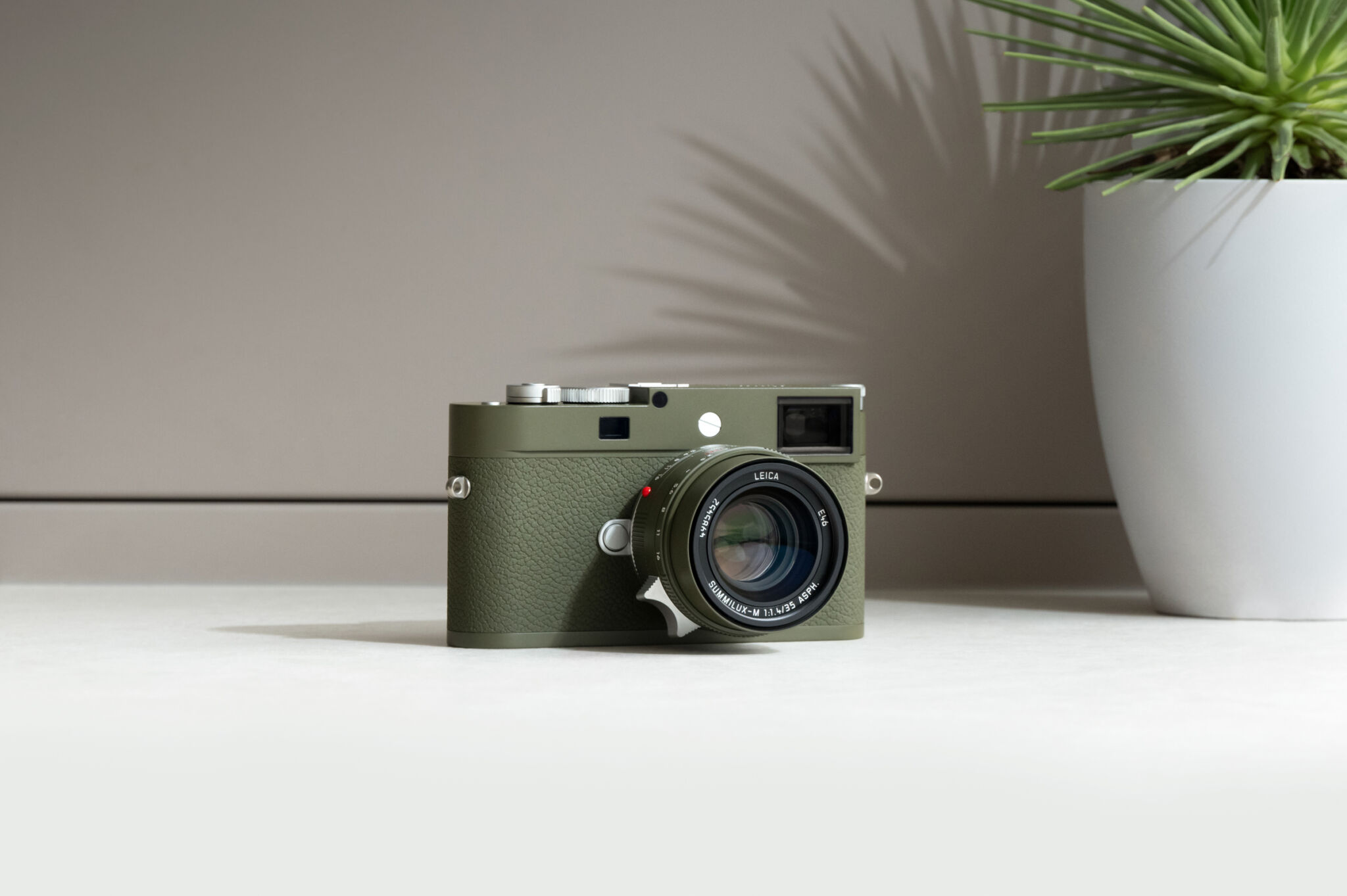 Summilux M 35mm F 1 4 Asph Safari Lens Summilux M 35mm F 1 4 Asph Safari Lens