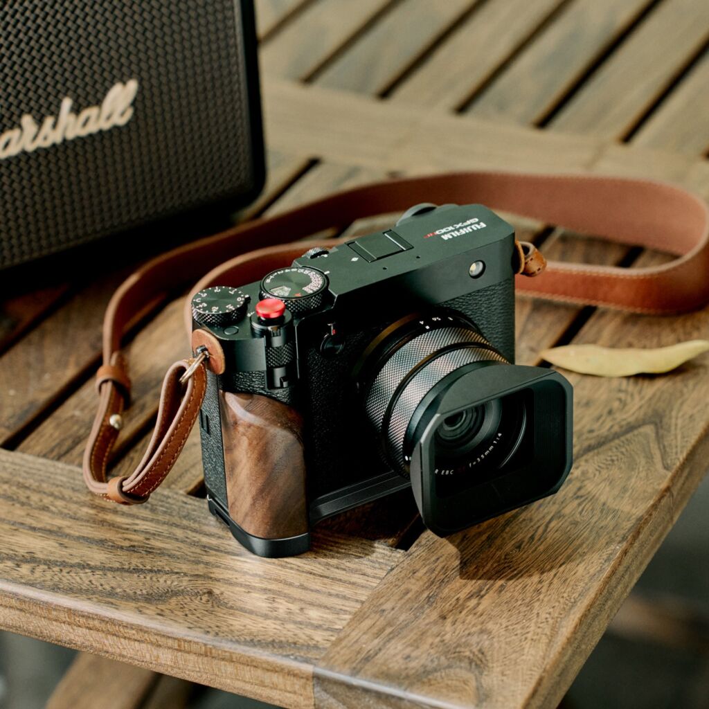 Smallrig 5265 L Shape Mount Plate With Wooden Handle For Fujifilm Gfx100rf Silver Smallrig 5265 L Shape Mount Plate With Wooden Handle For Fujifilm Gfx100rf Silver