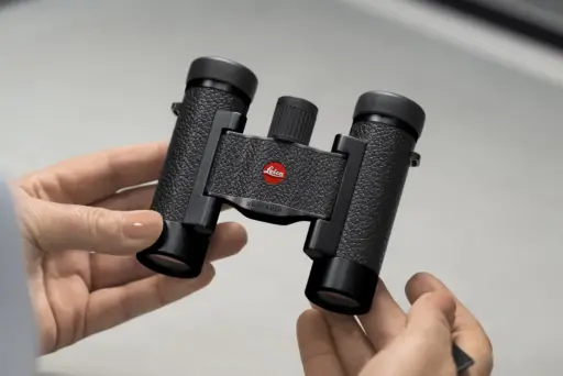 Compact Binoculars Compact Binoculars