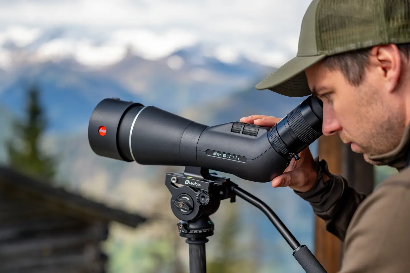 Leica Apo Televid 82 Angled 45 With Zoom Eyepiece 25x 50x Ww Asph Leica Apo Televid 82 Angled 45 With Zoom Eyepiece 25x 50x Ww Asph