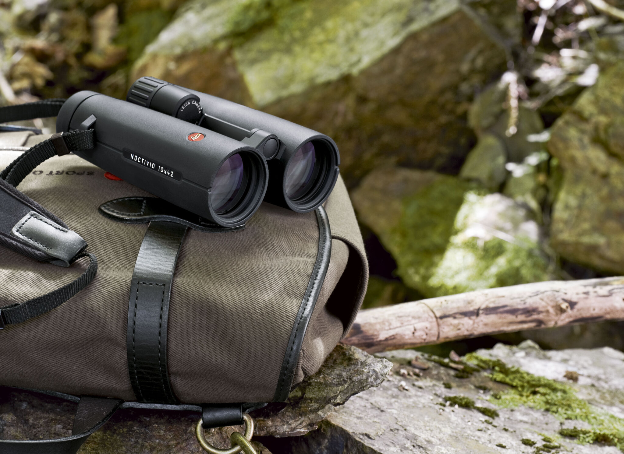 Leica Noctivid 8x42 Black Binoculars Leica Noctivid 8×42 Black Binoculars