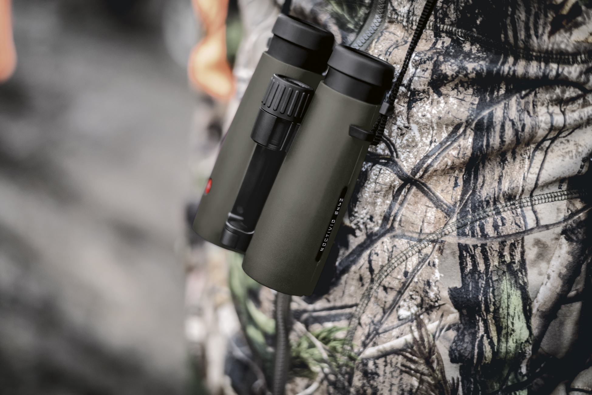 Leica Noctivid 8x42 Edition Olive Green Binoculars Leica Noctivid 8×42 Edition Olive Green Binoculars
