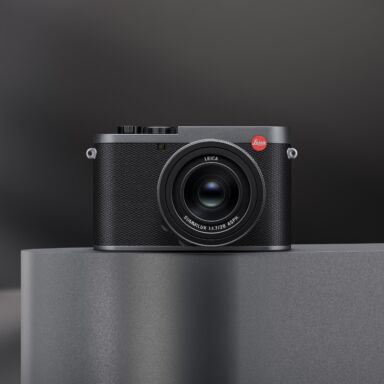 Leica Q3 Metal Gray Paint Finish Leica Q3 Metal Gray Paint Finish