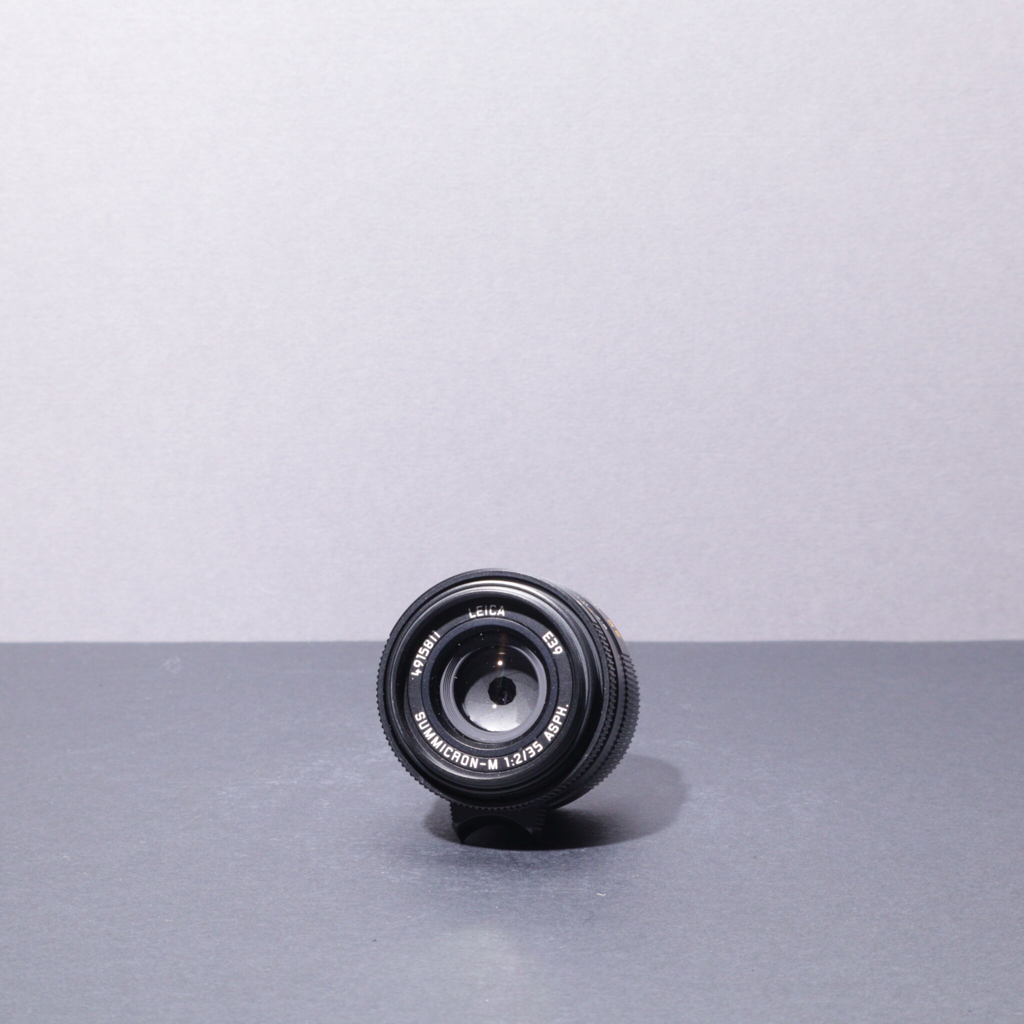 Summicron M 35mm F 2 Asph Black Lens V6 Demo Unit
