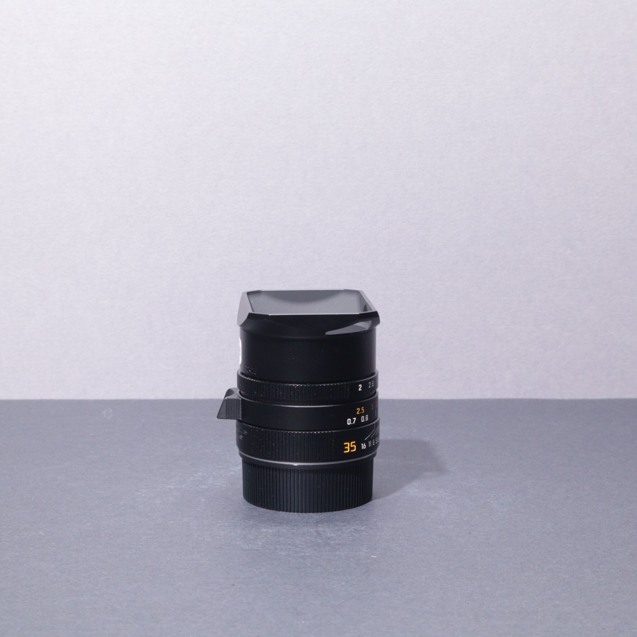 Summicron M 35mm F 2 Asph Black Lens V6 Demo Unit
