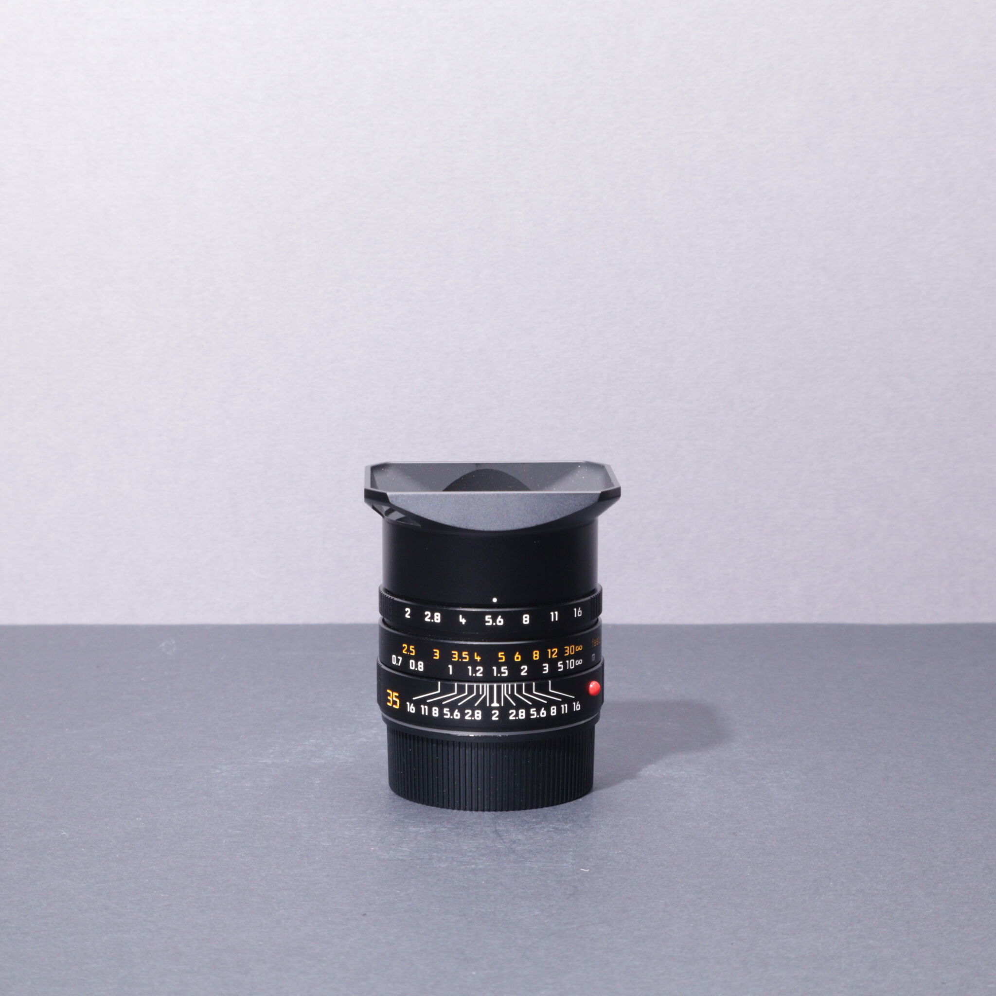 Summicron M 35mm F 2 Asph Black Lens V6 Demo Unit