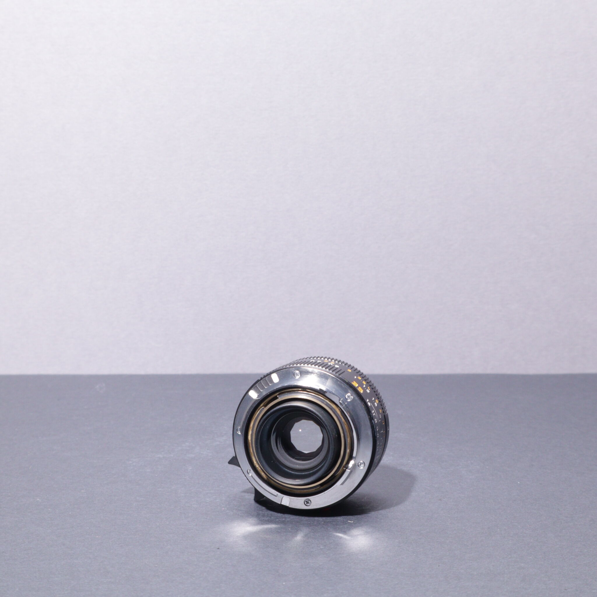 Summicron M 35mm F 2 Asph Black Lens V6 Demo Unit
